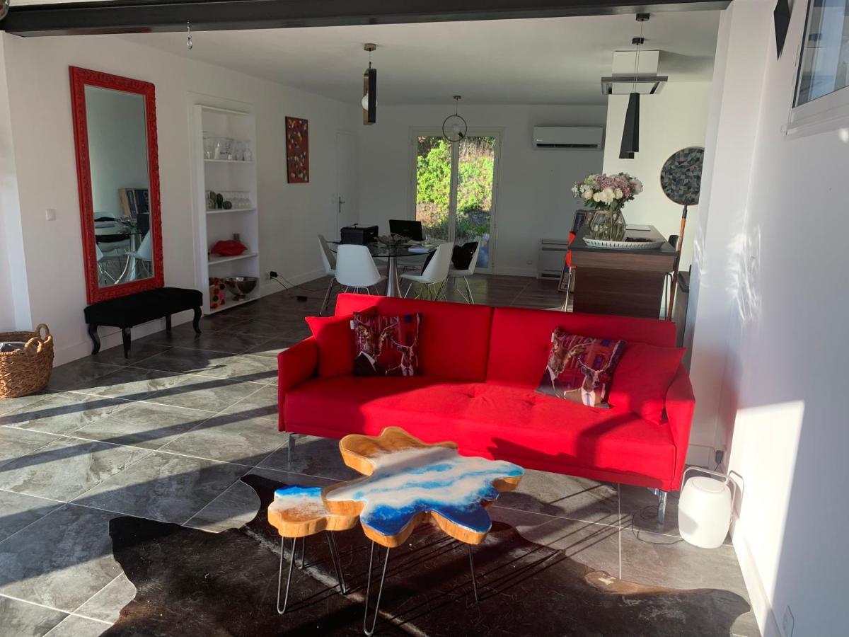 Perla Saint-tropez Cavalaire-sur-mer, 3-5 Chambres, Vue Mer, Piscine Chauffée Villa *